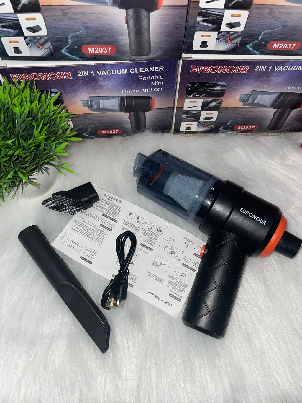 مكنسة كهربائية لاسلكية للسيارة والمنزل 2في1