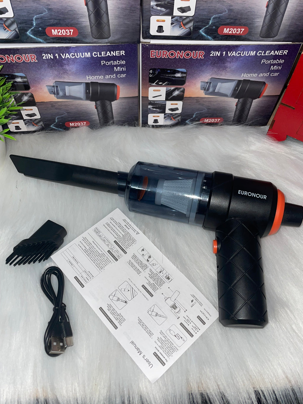 مكنسة كهربائية لاسلكية للسيارة والمنزل 2في1